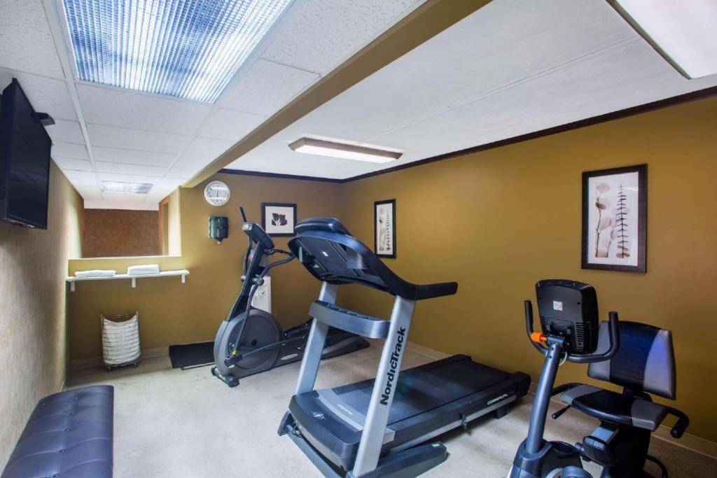 Riverfront Hotel إنترناشونال فولز المظهر الخارجي الصورة